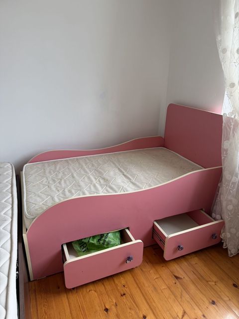Qız üçün, İşlənmiş, Çarpayı, Bazasız, Matras ilə, Siyirməli — Bakı