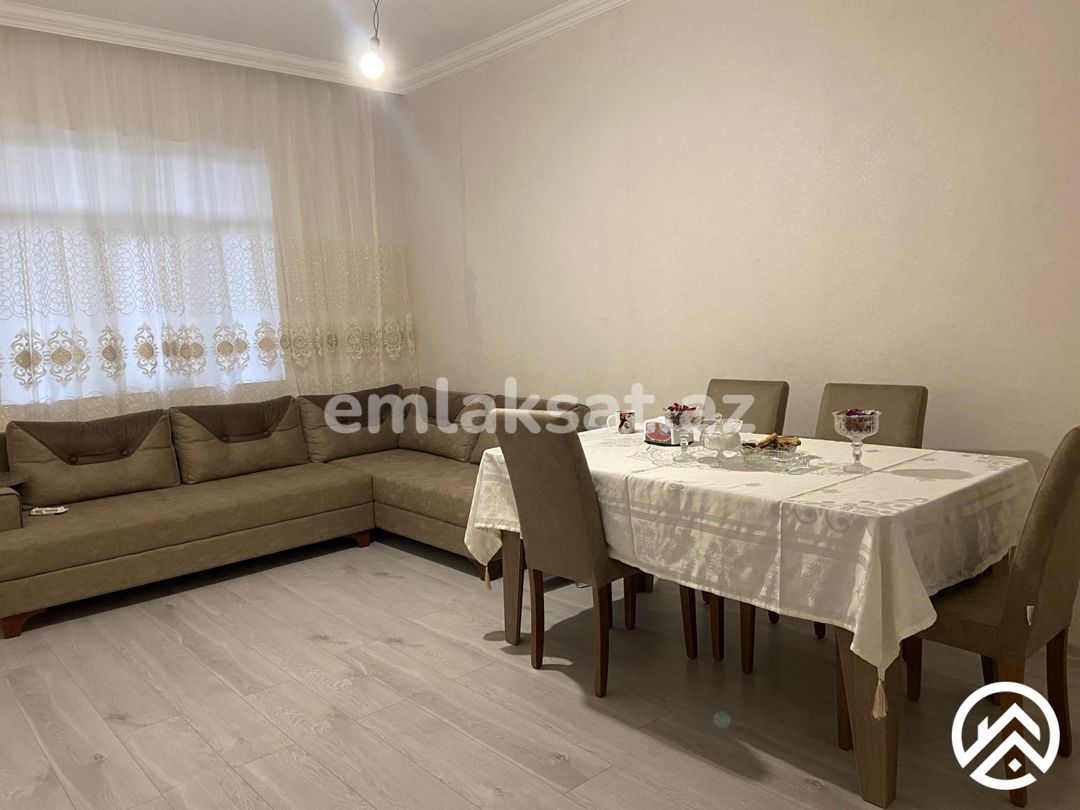 Satılır 5 otaq köhnə tikili 120 m², Qaraçuxur — Mənzil, Bakı