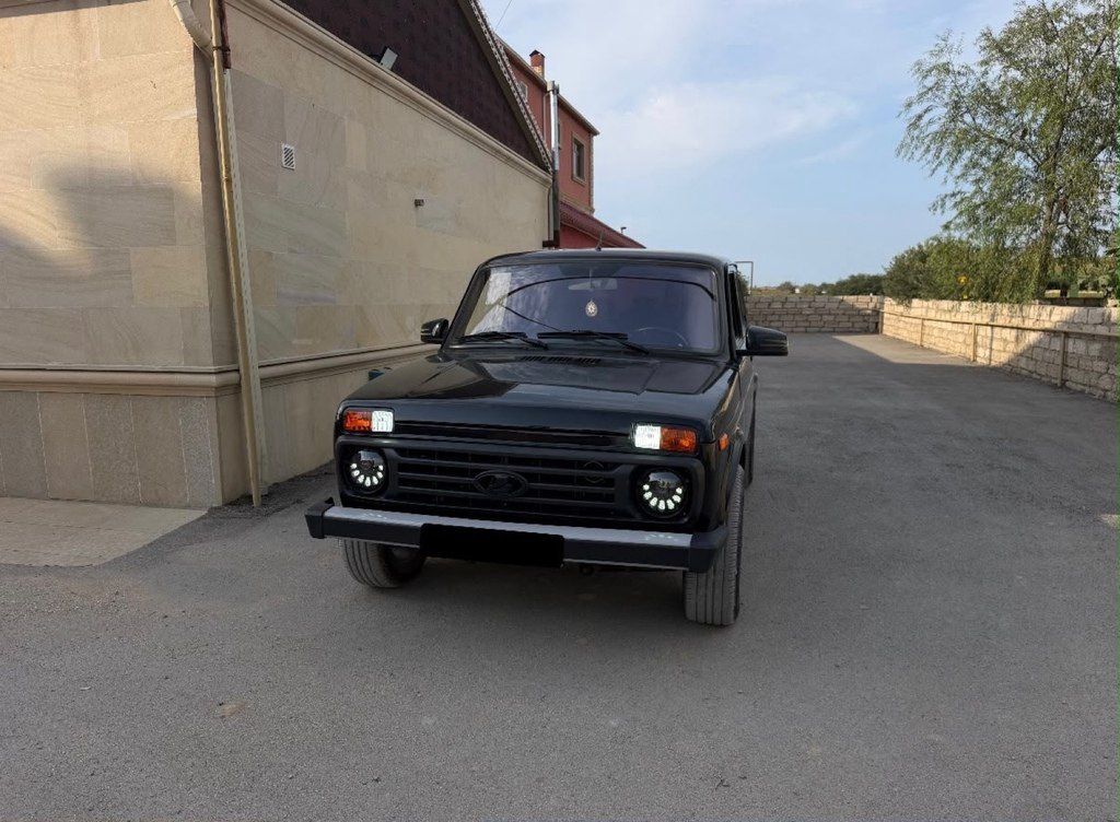 Lada (VAZ) Niva, 1.7 L, 2020 il, 106 000 km — Avtomobillər, Bakı