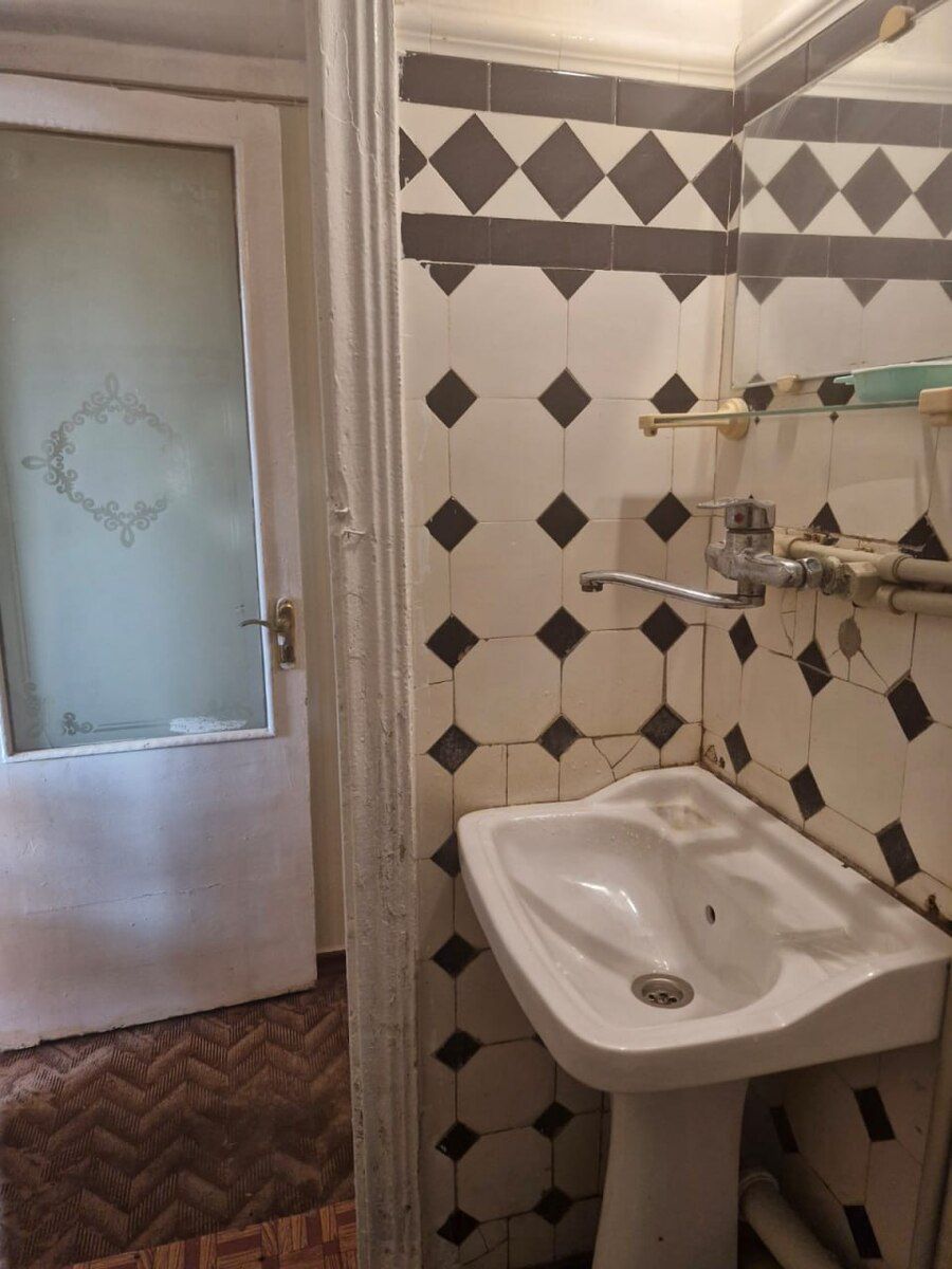 Satılır 2 otaqlı köhnə tikili 45 m² — Mənzil, Bakı (9)