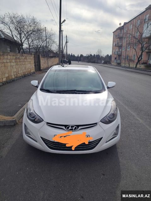 Hyundai Elantra, 2015 il — Qax