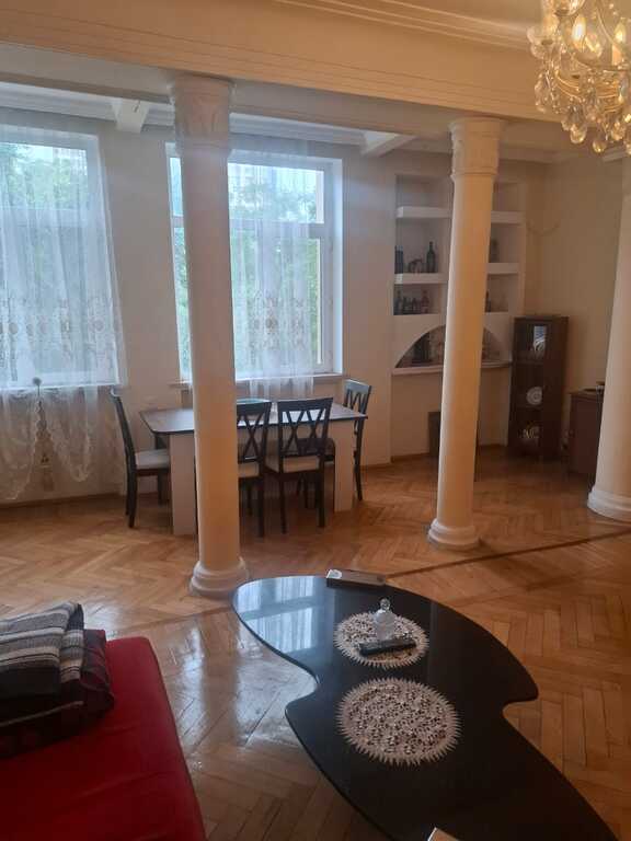 Satılır 4 otaqlı köhnə tikili 135 m² — Mənzil, Bakı (8)