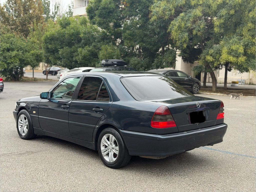 Mercedes C 200, 2.0 L, 2000 il, 410 000 km — Avtomobillər, Bakı (5)