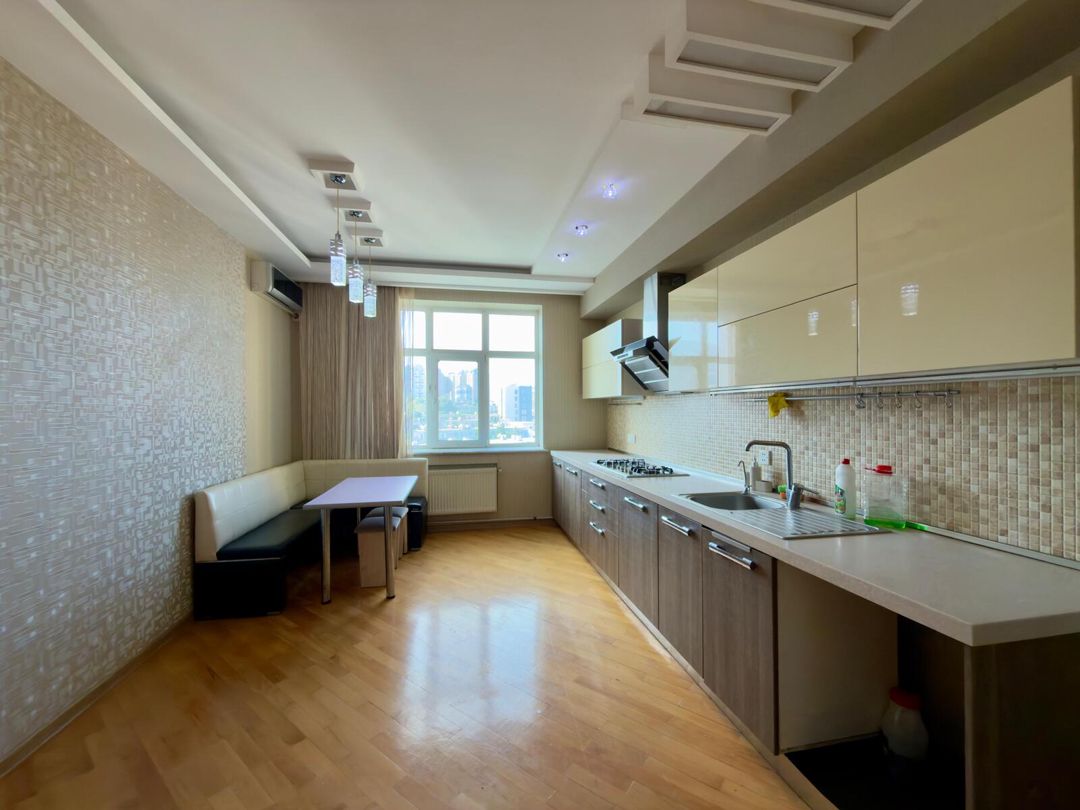 Satılır 3 otaqlı yeni tikili 135 m² — Mənzil, Bakı (9)