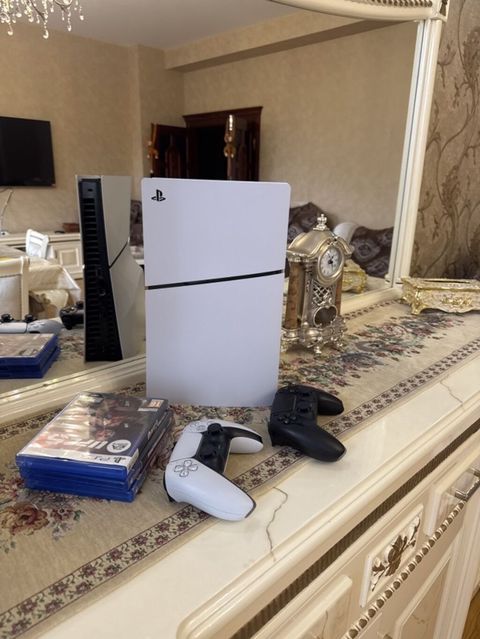 PlayStation 5 oyun konsolu dəsti - Model: Sony PlayStation 5 (ağ — Bakı