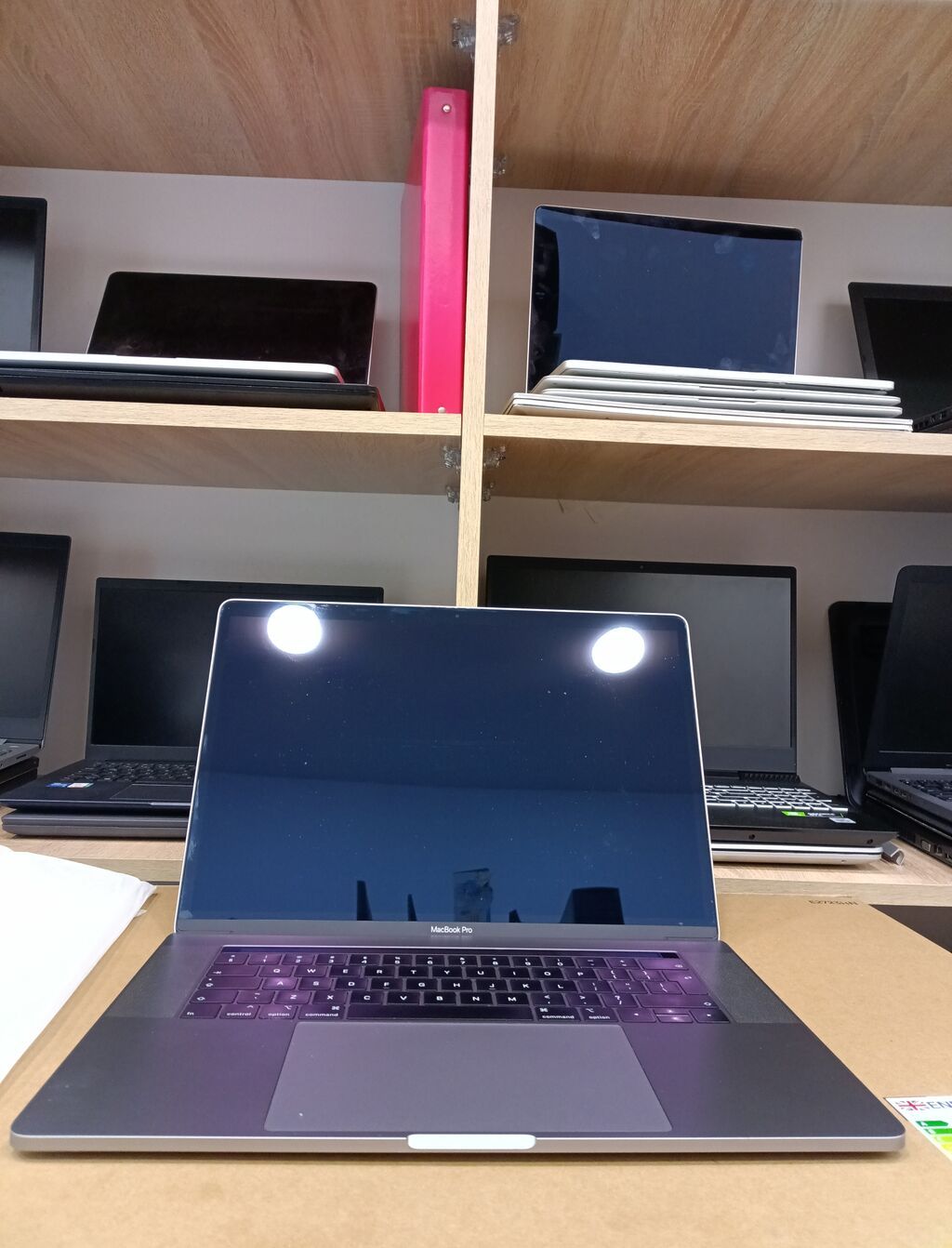 Başlıq: MacBook Pro 15.4 / Core i7 / 16GB RAM / Radeon Pro 555X — Apple Macbook, Bakı (4)