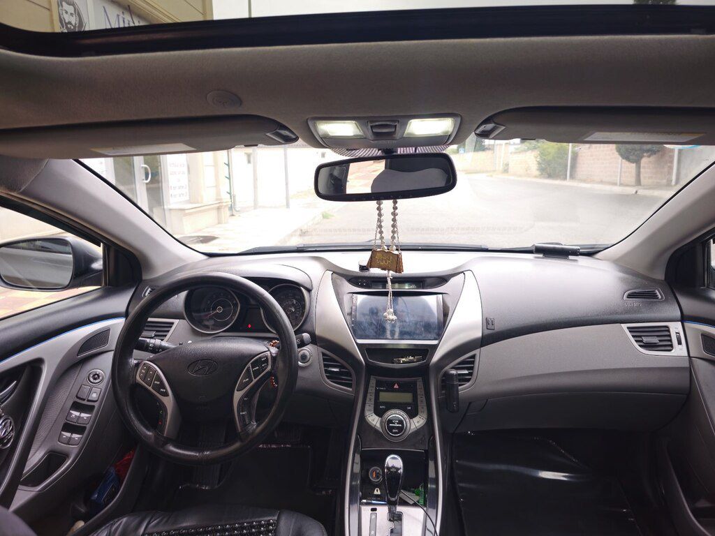 Hyundai Elantra, 1.8 L, 2013 il, 241 402 km — Avtomobillər, Şəki (4)