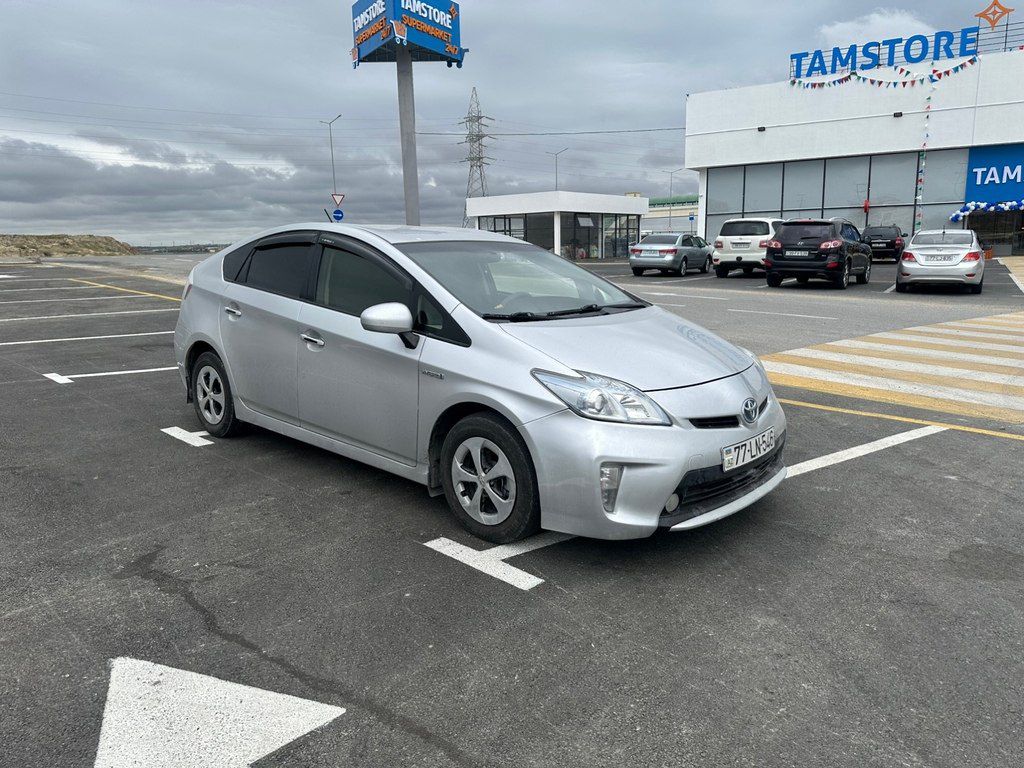 Toyota Prius, 1.8 L, 1.3 kWh, 2015 il, 394 000 km 77-LN-546 — Avtomobillər, Bakı (4)