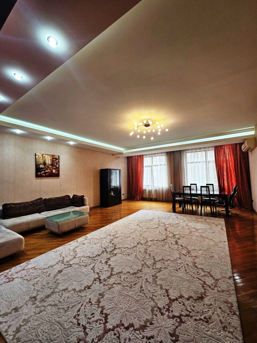Satılır 4 otaqlı yeni tikili 210 m² — Mənzil, Bakı (3)