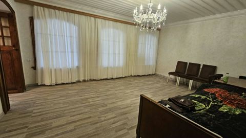İcarəyə verilir 2 otaqlı köhnə tikili 70 m² — Bakı