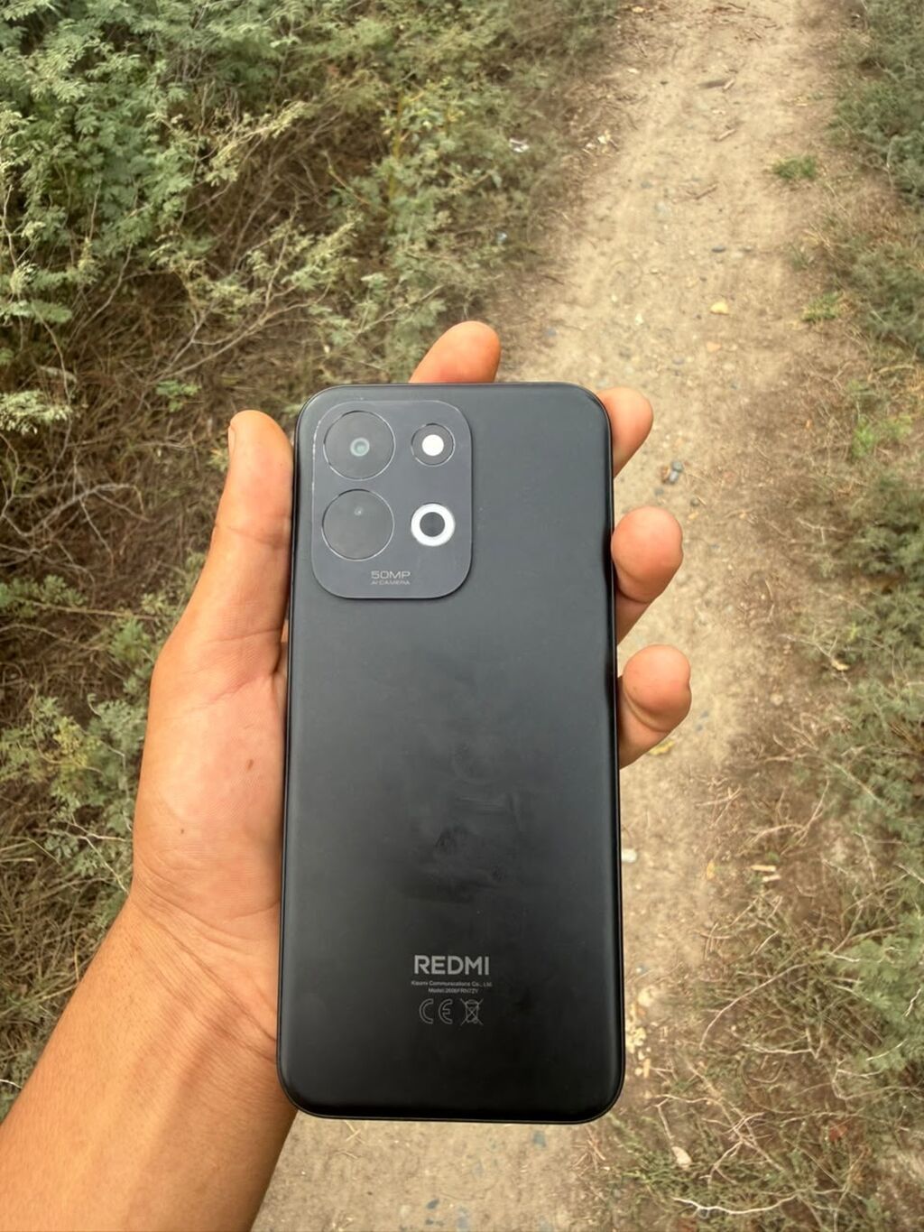 Smartfon – 6,5" təxminən tam ekranlı displey, mərkəzdə ön kamera — Digər smartfonlar, İmişli (5)
