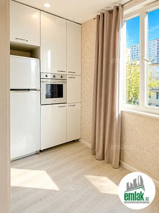 Satılır 3 otaqlı 90 m² köhnə tikili Nərimanov r — Mənzil (4)