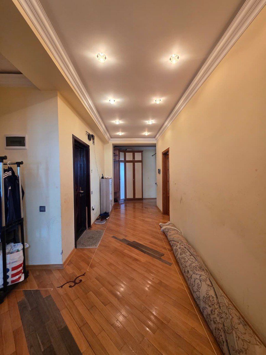 Satılır 3 otaqlı yeni tikili 137 m² — Mənzil, Bakı (10)