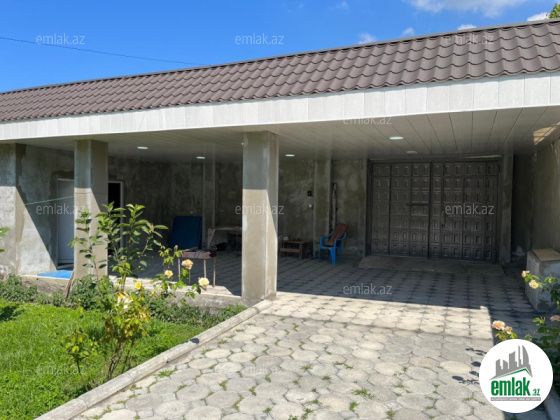 İcarəyə verilir 4 otaqlı 80 m² həyət evi Qax — Ev, villa (2)