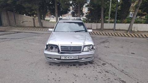 Mercedes C 200, 2.2 L, 2000 il, 45 000 km — Bakı