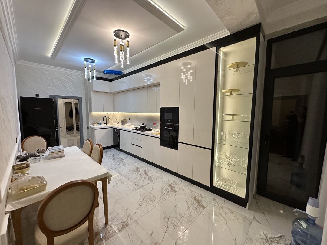 Satılır 4 otaqlı yeni tikili 140 m² — Mənzil, Bakı (4)