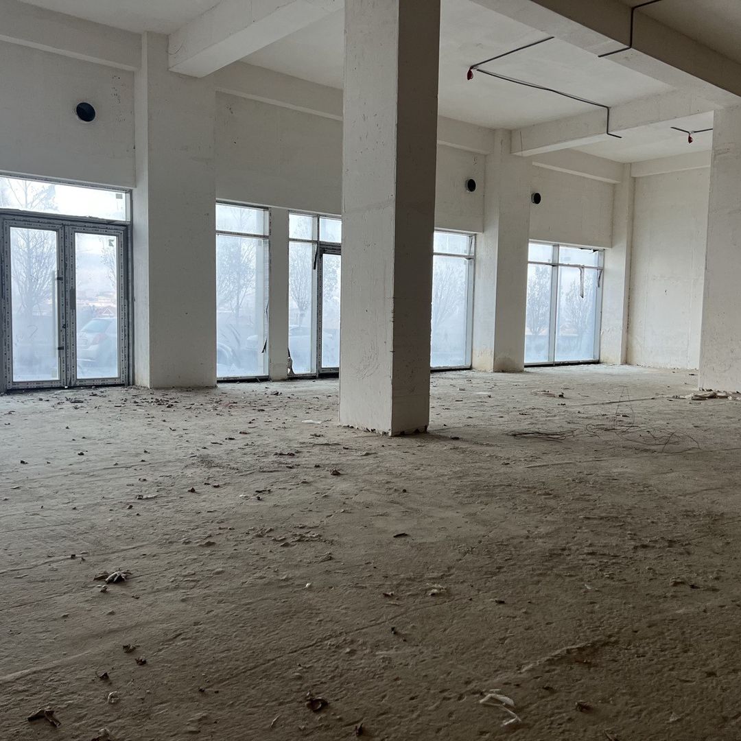 İcarəyə verilir obyekt 330 m² — Əmlak, Bakı (3)