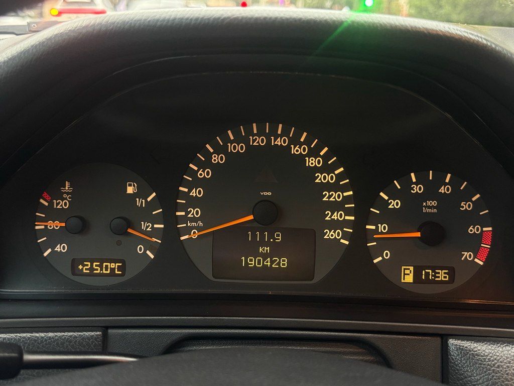 Mercedes E 280 4MATIC, 2.8 L, 2000 il, 190 000 km — Avtomobillər, Lənkəran (9)