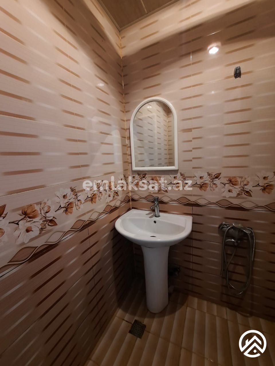Kirayə (aylıq) 1 otaq köhnə tikili 30 m², Sahil metrosu — Mənzil, Bakı (3)
