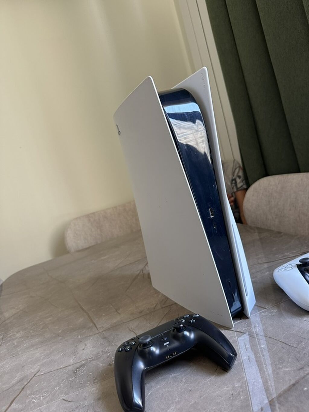 Məhsul: Sony PlayStation 5 (Disk versiyası) + DualSense nəzarətçiləri — Oyun konsolları, Bakı (2)