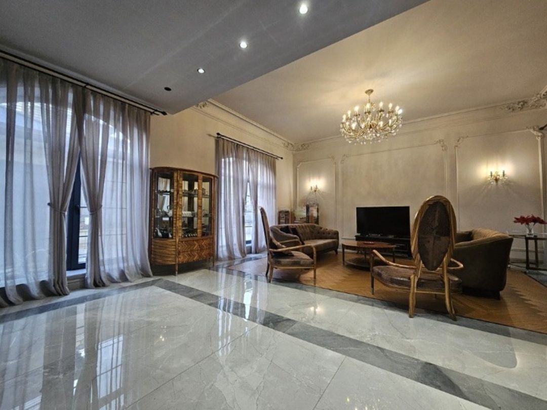Satılır 8 otaqlı həyət evi/bağ evi 450 m² — Ev, villa, Bakı (6)