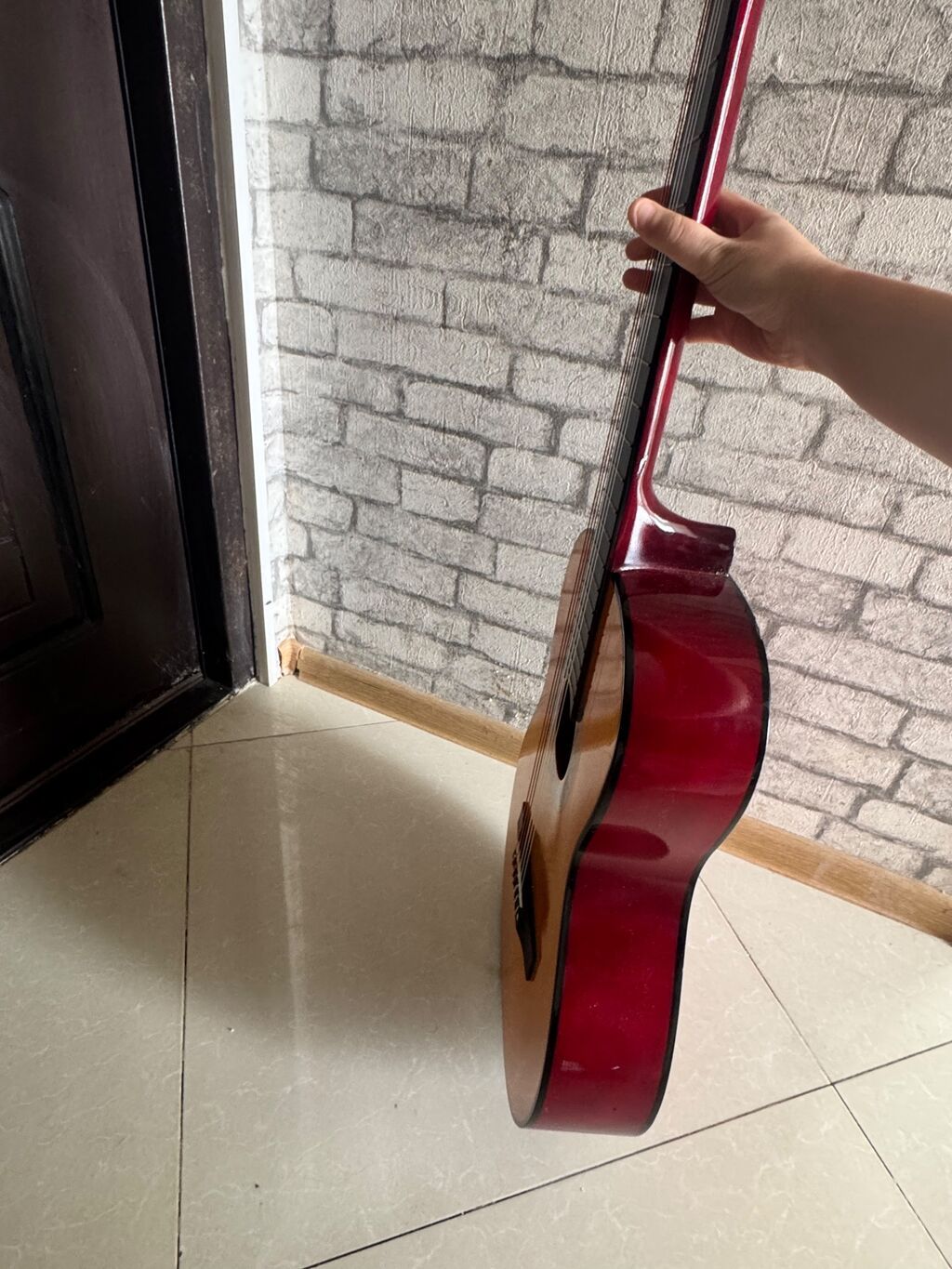 Klassik gitara – Madrid MCG-120 (Nature) - Korpus: klassik forma, ön — Gitarlar və digər simli alətlər, Bakı (2)
