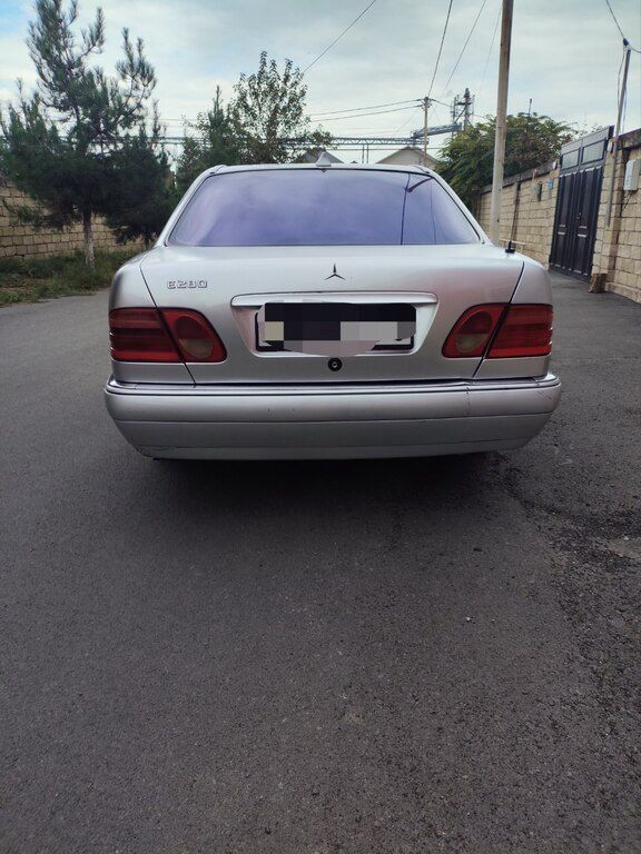 Mercedes E 280, 2.8 L, 1996 il, 337 383 km 10-KM-260 — Avtomobillər, Bakı (10)