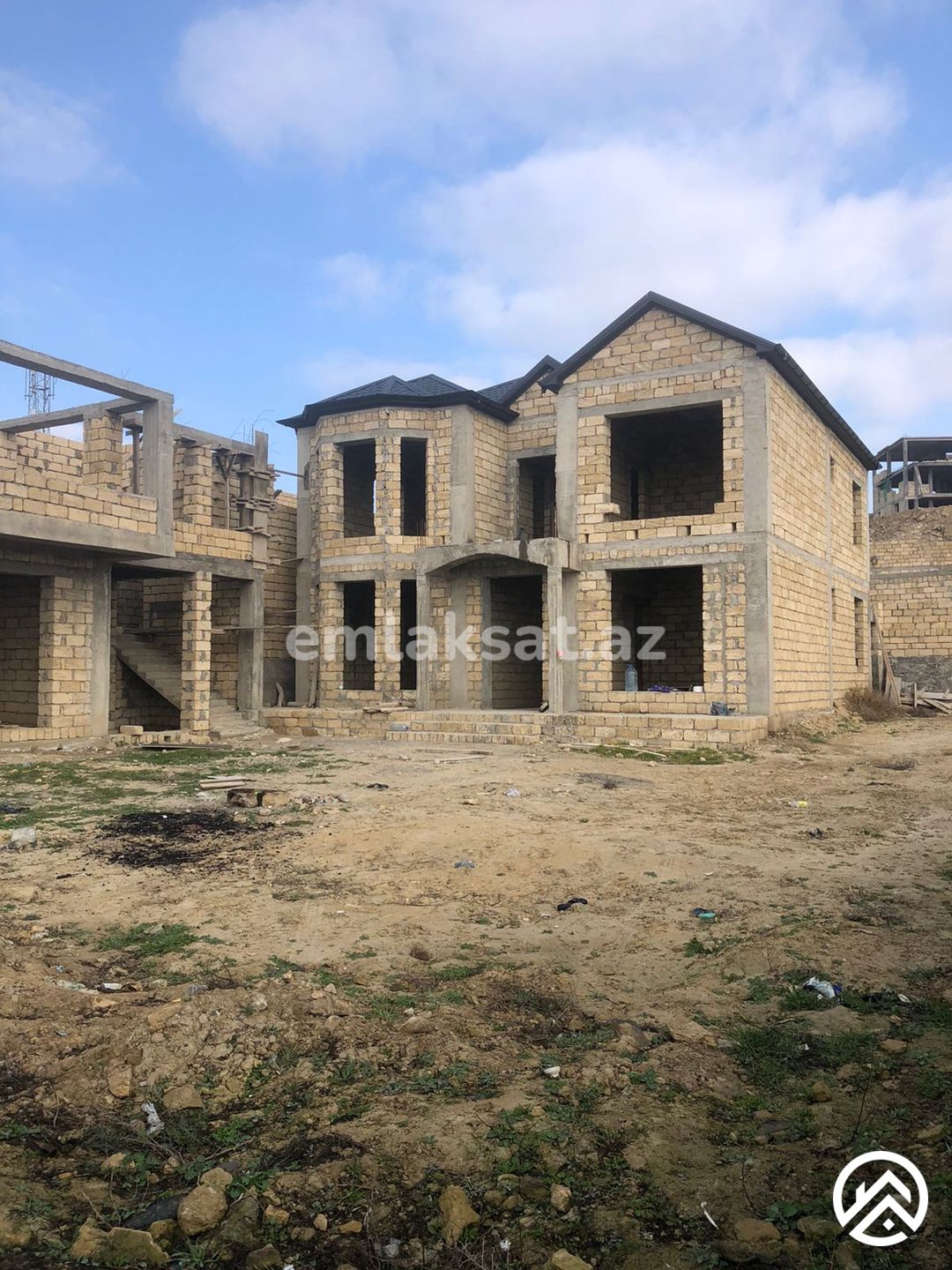 Satılır 5 otaq həyət evi / bağ evi 260 m², Badamdar — Ev, villa, Bakı (3)