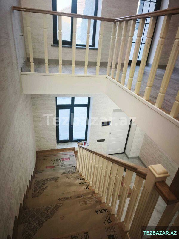 İki mərtəbəli həyət evi satılır — Ev, villa, Bakı (8)