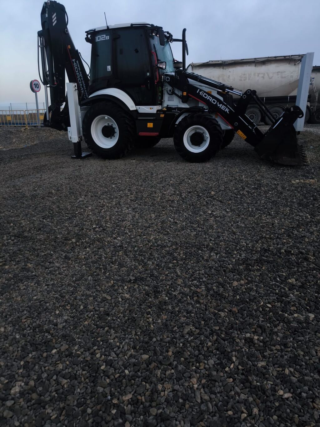 Hidromek hidravlik ekskavator-yükləyici - Marka/model: Hidromek (ön — Ekskavatorlar, Qobu (5)