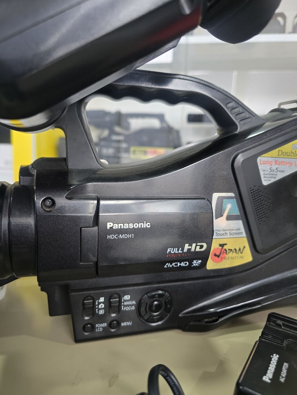Panasonic HDC-MDH1. üzərində 2 batareka sumkası adaptr 32gb kart — Video kamera, Şəki (4)