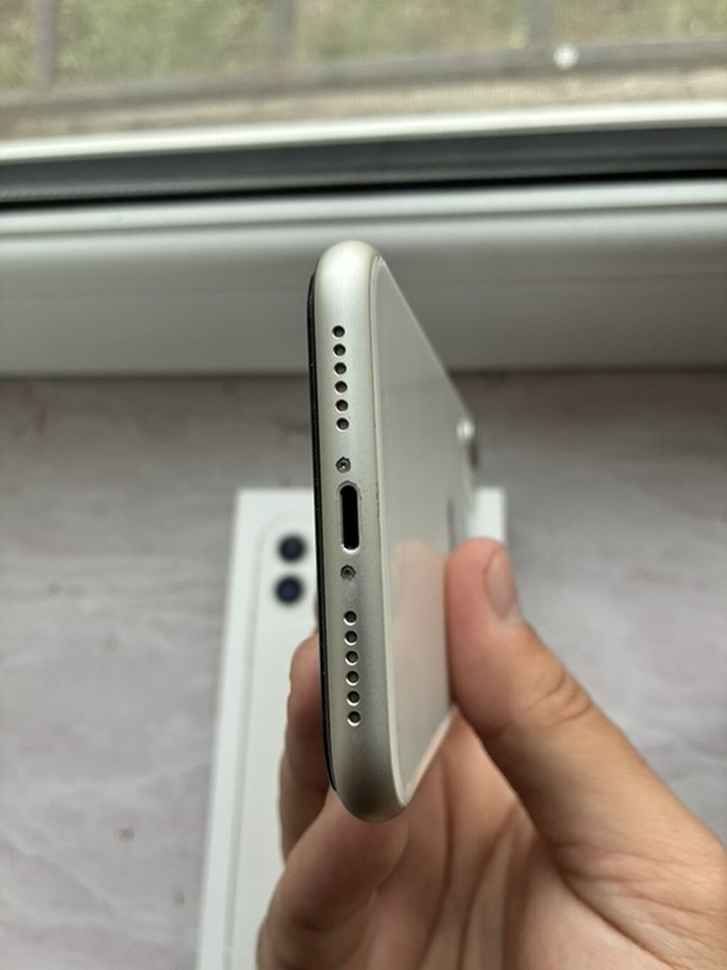 IPhone 11, Ağ, Face ID — Apple iPhone, Bakı (3)