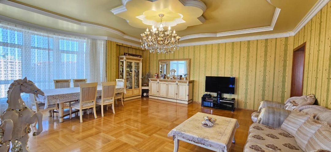 Satılır 4 otaqlı yeni tikili 182 m² — Mənzil, Bakı (3)
