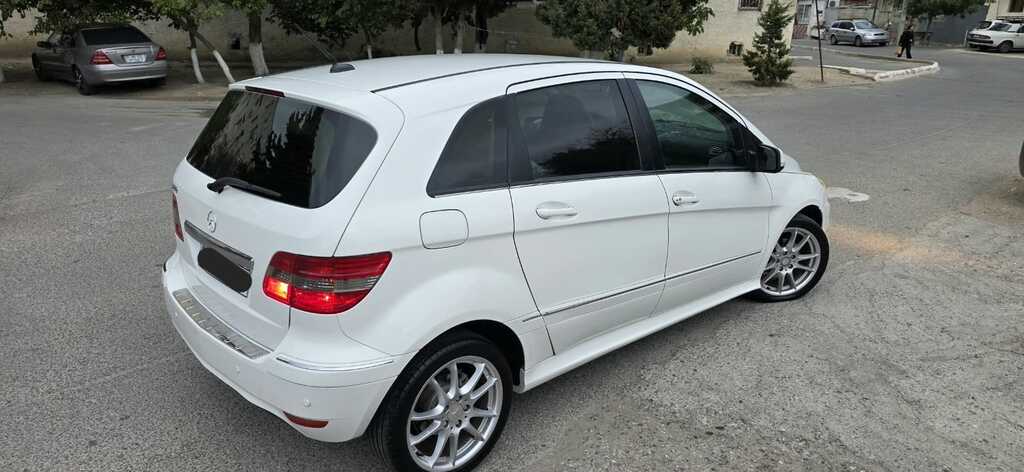 Mercedes B 170, 1.7 L, 2009 il, 142 000 km — Avtomobillər, Sumqayıt (9)
