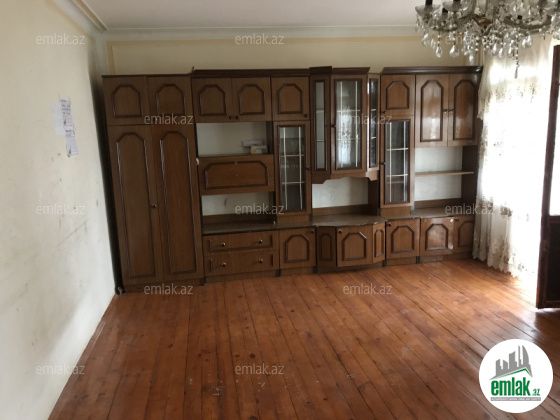 Satılır 4 otaqlı 96 m² köhnə tikili Müşfiqabad — Mənzil