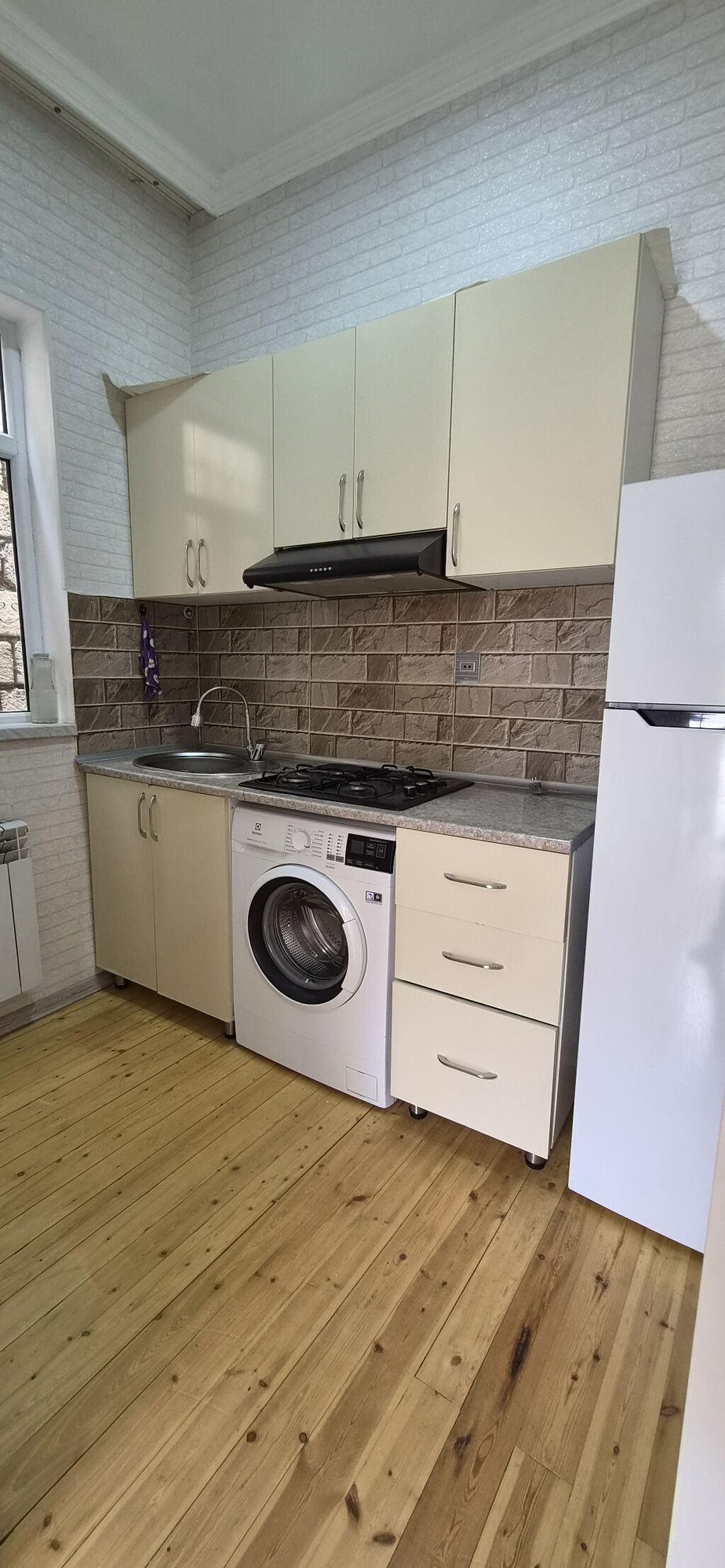 119 yolunda, Avropa qapılarına, Gülnar Şadlıq Sarayına yaxın ərazidə 2 — Ev, villa, Xırdalan (10)