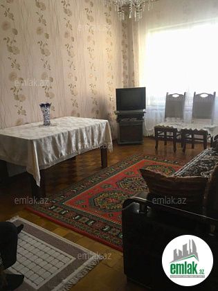 Satılır 4 otaqlı 110 m² köhnə tikili Bakıxanov — Mənzil (2)