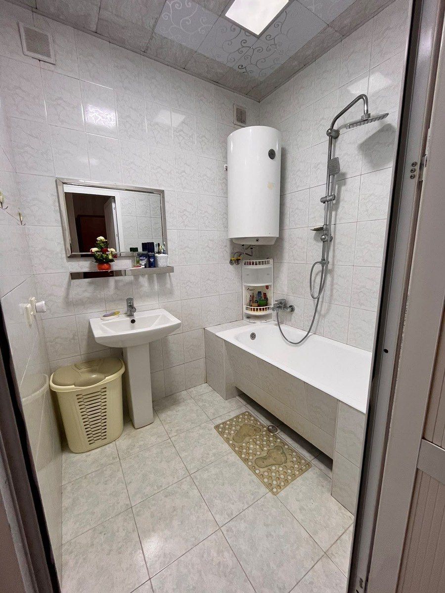 Satılır 2 otaqlı köhnə tikili 65 m² — Mənzil, Bakı (9)