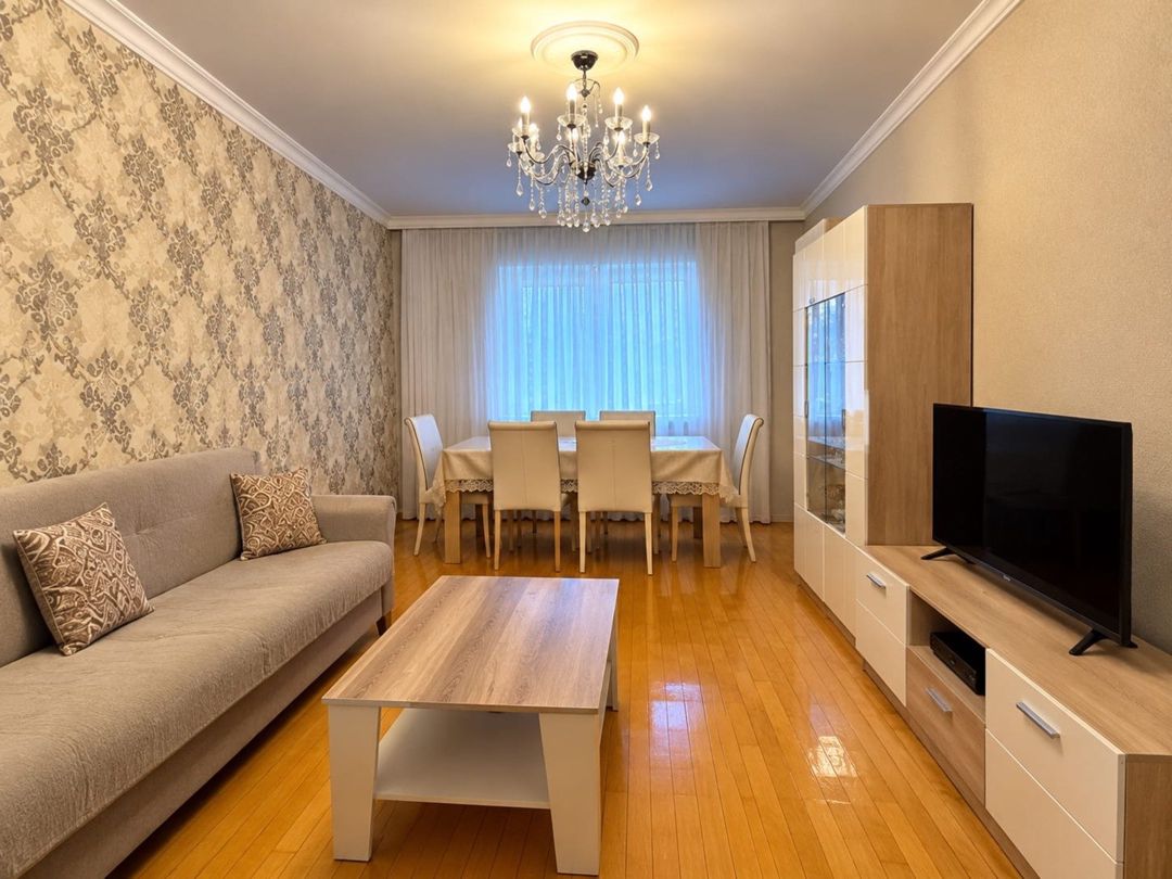 İcarəyə verilir 3 otaqlı köhnə tikili 78 m² — Mənzil, Bakı (5)