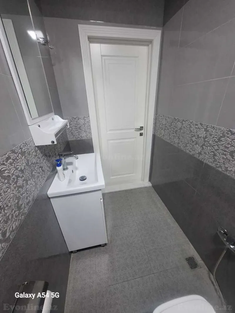 Satılır 3 otaqlı Mənzil Yeni tikili 141 m² Bakı, Binəqədi r., Dərnəgül m., 7-ci mikrorayon — Mənzil, Bakı (6)