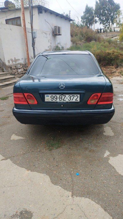 Mercedes E 240, 2.4 L, 1998 il, 370 000 km 99-BZ-372 — Avtomobillər, Bakı (2)
