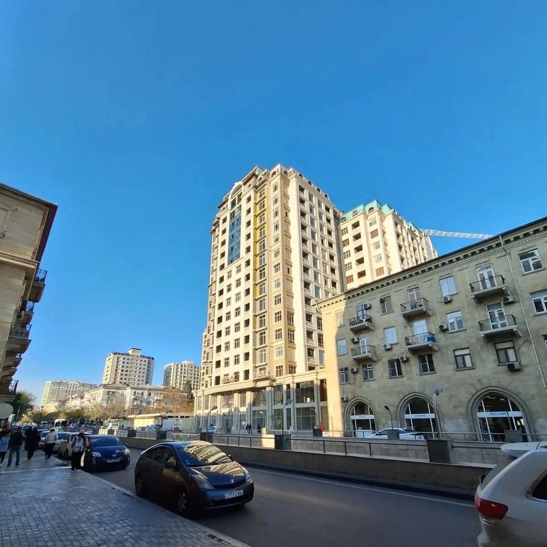 Satılır 3 otaqlı yeni tikili 125 m² — Mənzil, Bakı (2)