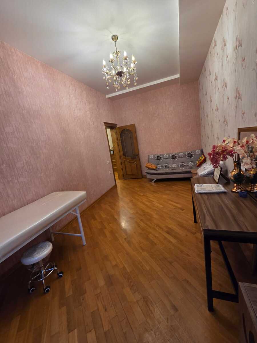 İcarəyə verilir 8 otaqlı həyət evi/bağ evi 230 m² — Ev, villa, Bakı (9)