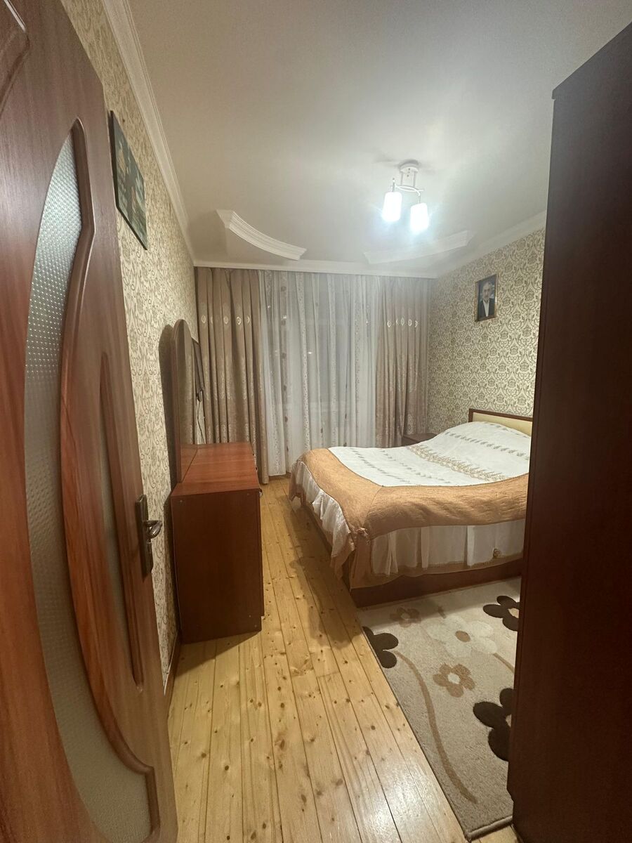 Satılır 4 otaqlı köhnə tikili 120 m² — Mənzil, Bakı (12)