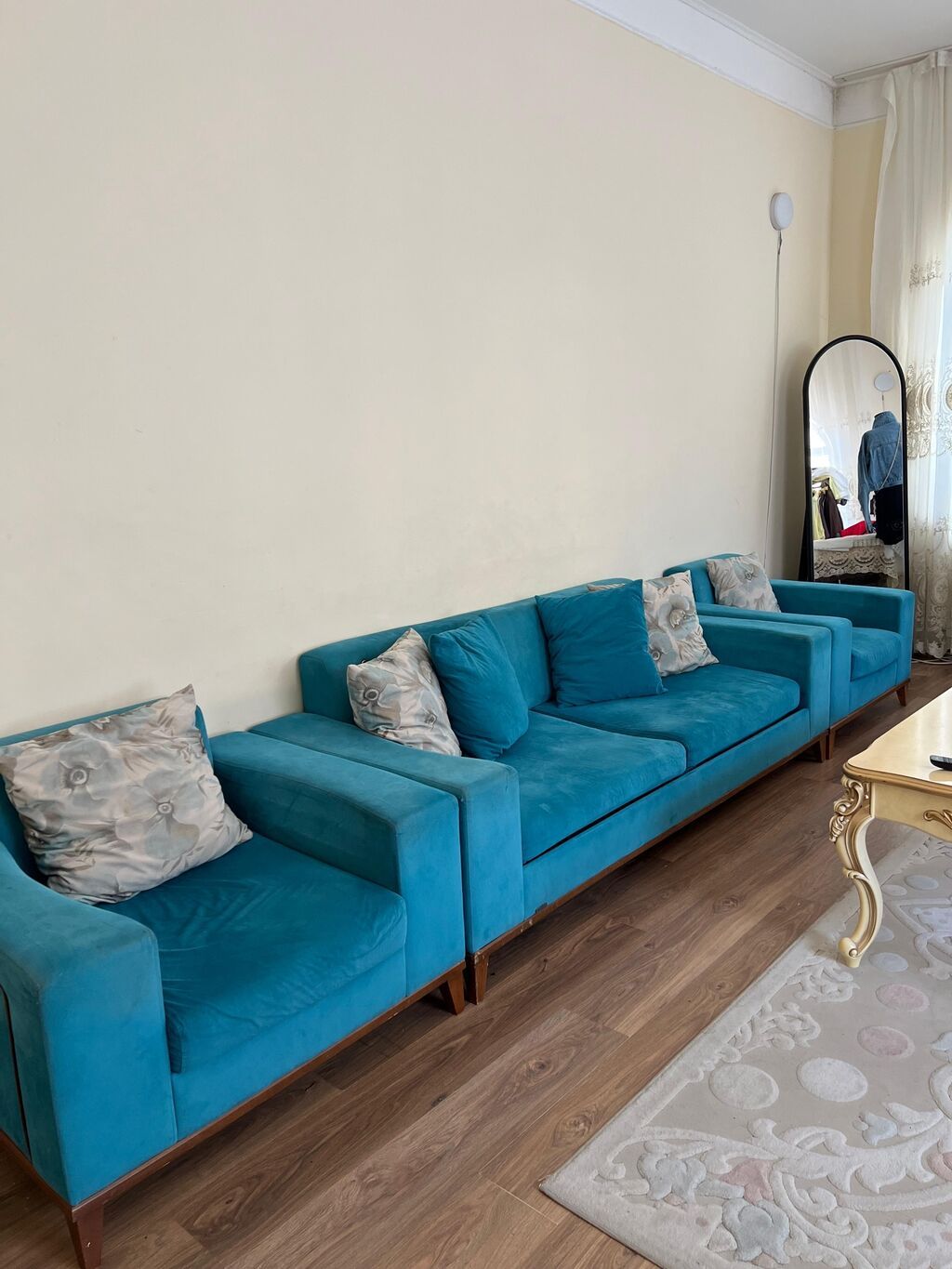 Divan kreslo satilir 200 azn Açılır baza var Ünvan Xətai — Yumşaq mobilya dəstləri, Digah