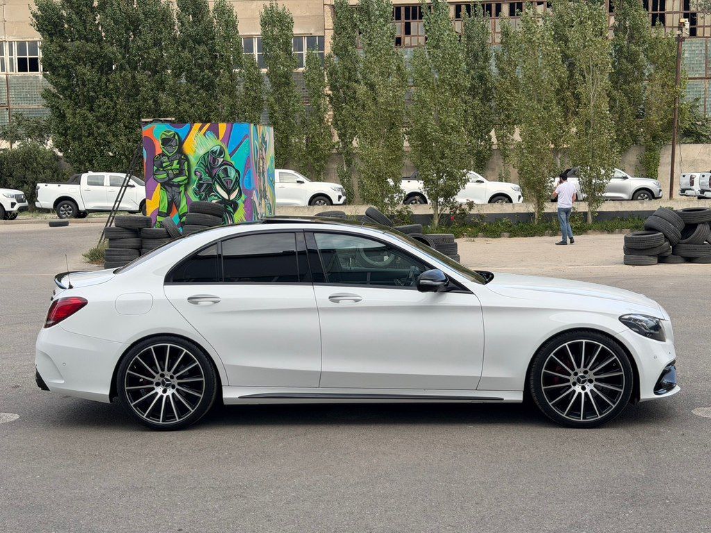 Mercedes C 300, 2.0 L, 2021 il, 80 000 km — Avtomobillər, Bakı (11)