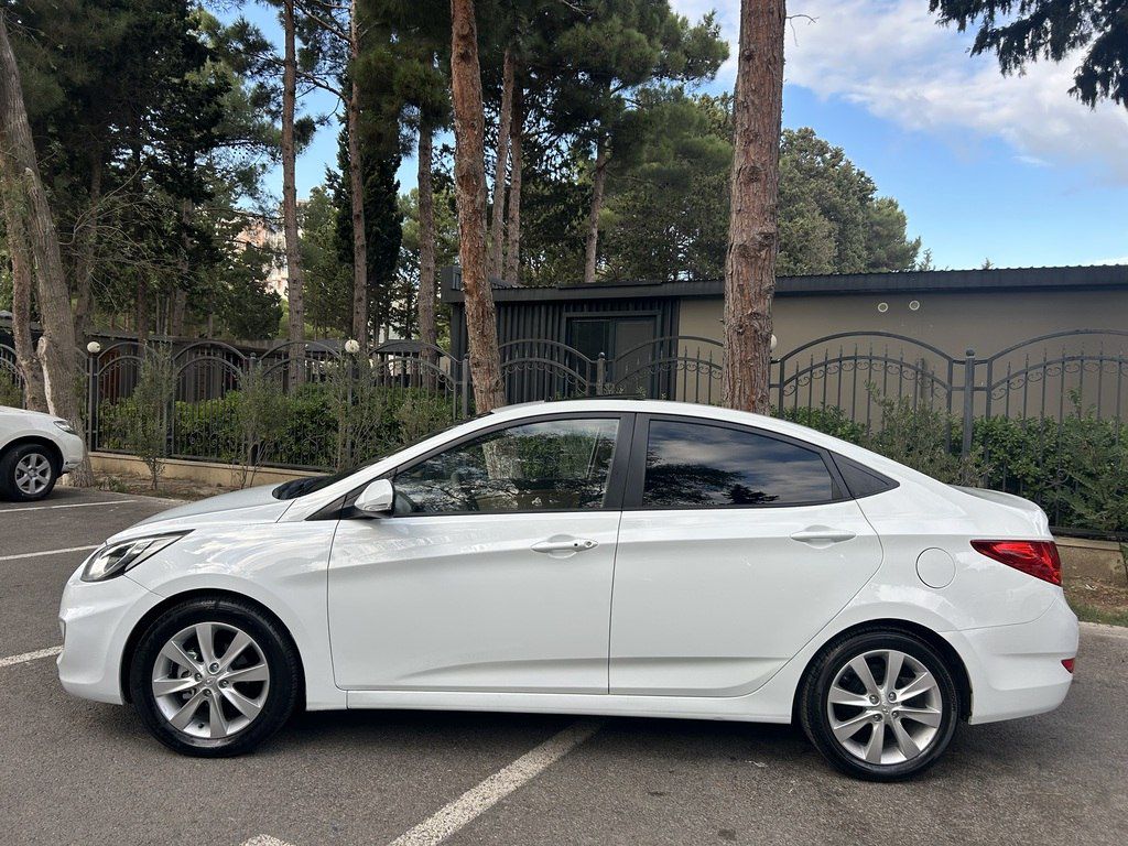 Hyundai Accent, 1.6 L, 2011 il, 215 000 km — Avtomobillər, Sumqayıt (4)