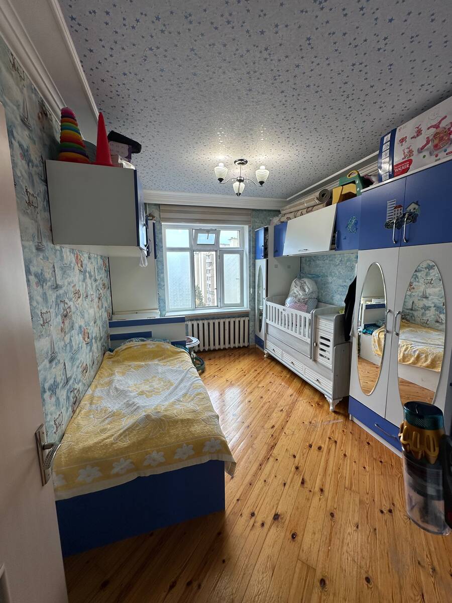 Satılır 4 otaqlı köhnə tikili 100 m² — Mənzil, Bakı (10)