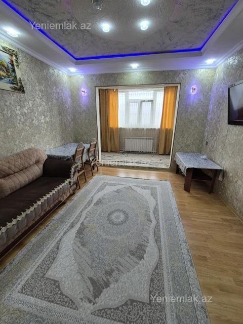 Satılır 3 otaqlı Bina evi menzil (Köhnə tikili), 70 m², 12-ci mikrorayon — Sumqayıt