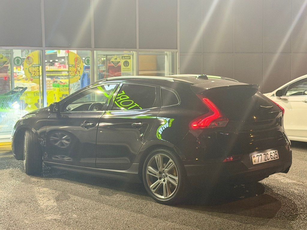 Volvo V40 Cross Country, 2.5 L, 2013 il, 229 000 km 77-ZC-625 — Avtomobillər, Bərdə (7)